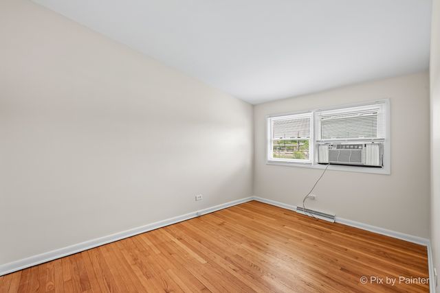 327 E Lake Street -, Barrington, IL 60010