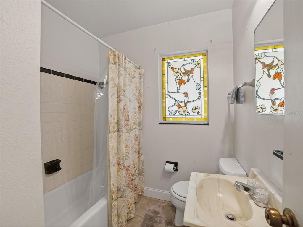 Image 12 of property listing at 605 LIMONA ROAD, Brandon, FL 33510