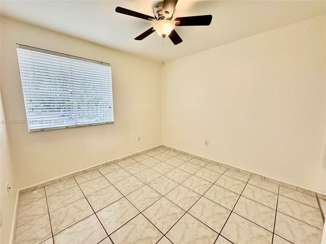 12514 NW 11th Trl 204, Miami, FL 33182