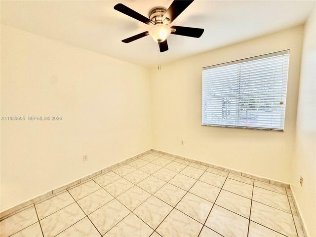 12514 NW 11th Trl 204, Miami, FL 33182