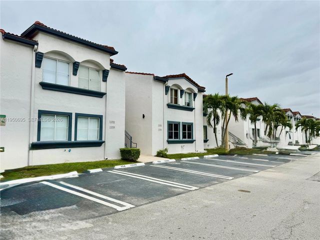 12514 NW 11th Trl 204, Miami, FL 33182