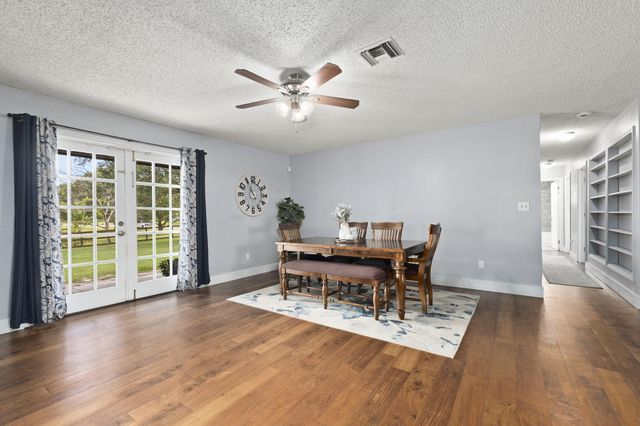 210 Deerwood Lane, Fort Pierce, FL 34947