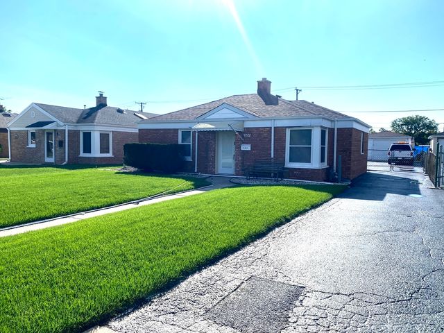 9531 Nerbonne Avenue, Franklin Park, IL 60131