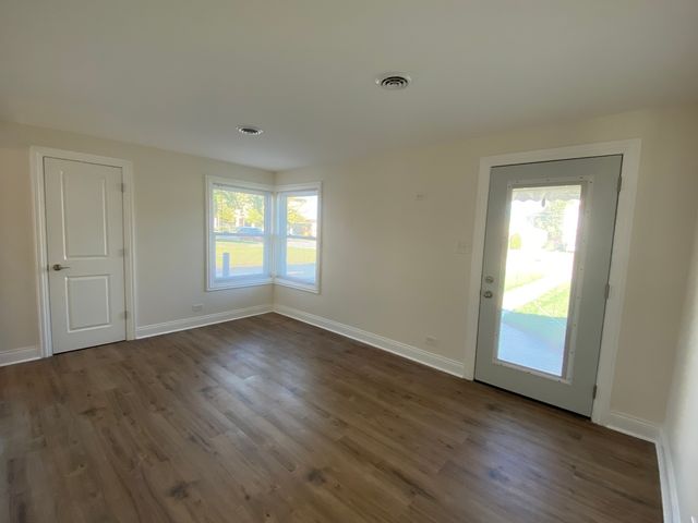 9531 Nerbonne Avenue, Franklin Park, IL 60131