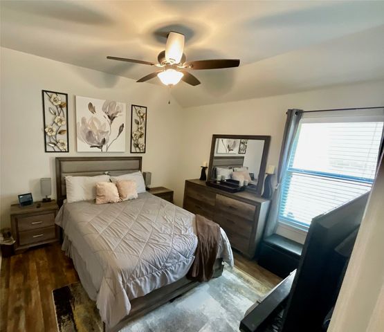 9123 Post Oak Court, Arlington, TX 76002