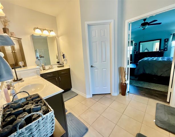 9123 Post Oak Court, Arlington, TX 76002