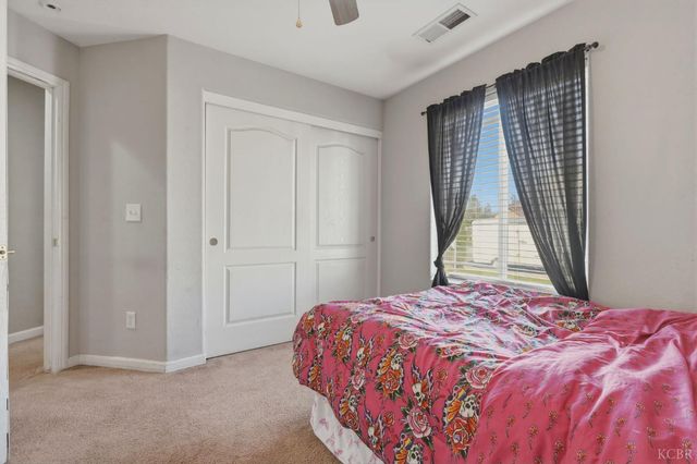 1079 W Ambassador Drive, Hanford, CA 93230