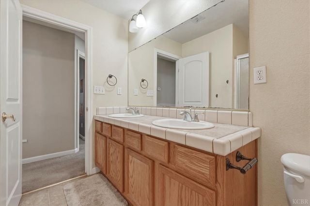 1079 W Ambassador Drive, Hanford, CA 93230