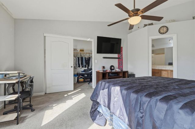 1079 W Ambassador Drive, Hanford, CA 93230