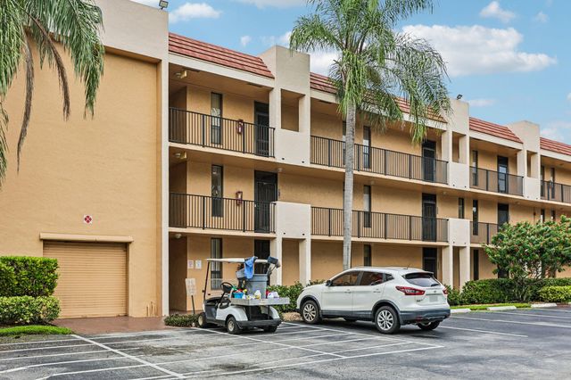 5718 Coral Lake Drive 206, Margate, FL 33063