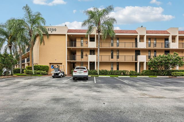 5718 Coral Lake Drive 206, Margate, FL 33063