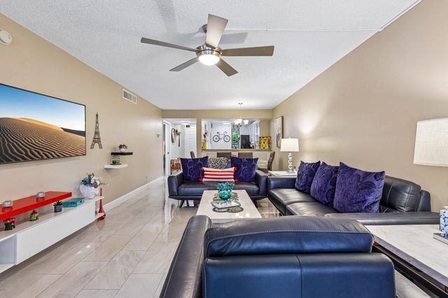 5718 Coral Lake Drive 206, Margate, FL 33063