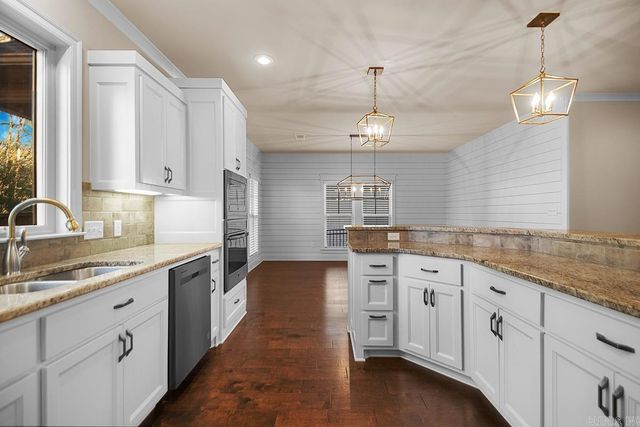 1224 Turnberry Drive, Conway, AR 72034