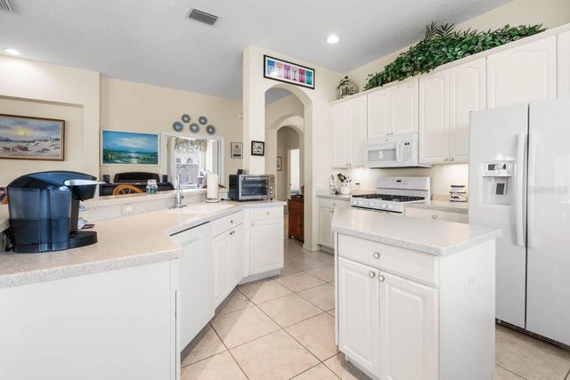 1103 JASMINE CREEK COURT, Sun City Center, FL 33573