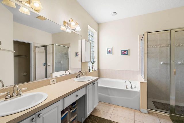 1103 JASMINE CREEK COURT, Sun City Center, FL 33573