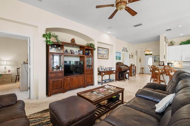 1103 JASMINE CREEK COURT, Sun City Center, FL 33573