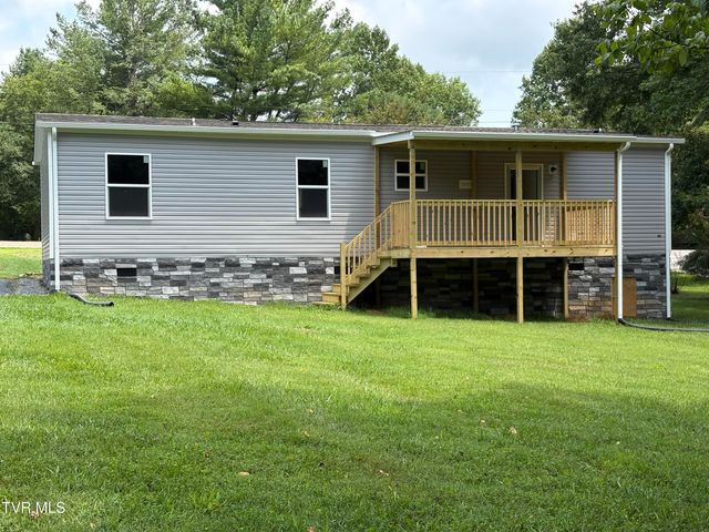 2865 Devault Bridge Road, Piney Flats, TN 37686