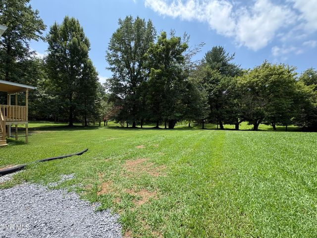 2865 Devault Bridge Road, Piney Flats, TN 37686