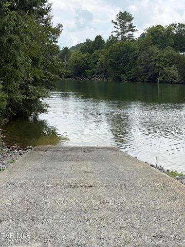 2865 Devault Bridge Road, Piney Flats, TN 37686