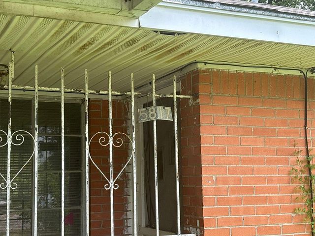 5817 Langley Road, Houston, TX 77016