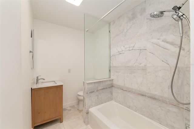 1028 NE 5TH STREET, Gainesville, FL 32601