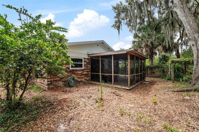 1028 NE 5TH STREET, Gainesville, FL 32601