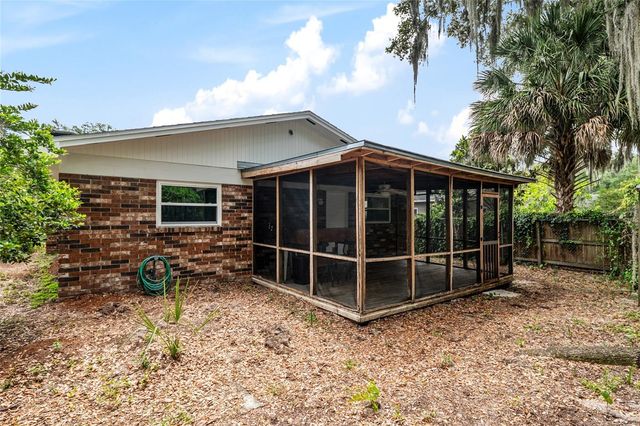 1028 NE 5TH STREET, Gainesville, FL 32601