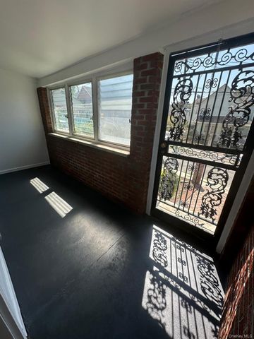 218-17 109th Avenue, Queens Village, NY 11429