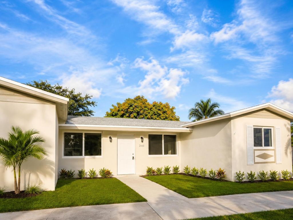 2440 NW 63rd Terrace, Sunrise, FL 33313