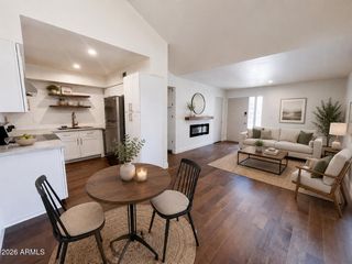 925 S ACAPULCO Lane C, Tempe, AZ 85281