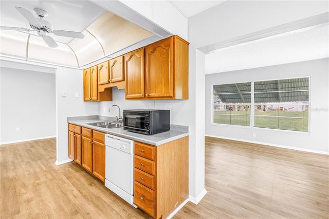 802 BUTTONWOOD DRIVE, Bradenton, FL 34208