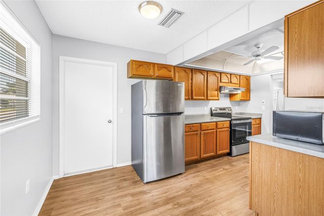 802 BUTTONWOOD DRIVE, Bradenton, FL 34208