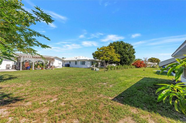 802 BUTTONWOOD DRIVE, Bradenton, FL 34208