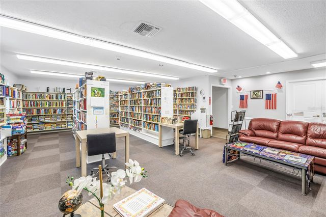 802 BUTTONWOOD DRIVE, Bradenton, FL 34208