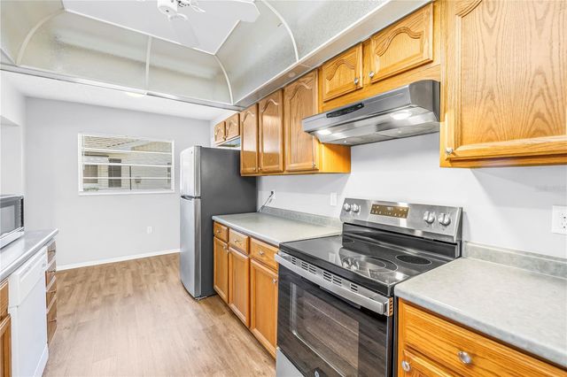802 BUTTONWOOD DRIVE, Bradenton, FL 34208