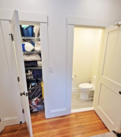 14 Colbourne Crescent 1, Brookline, MA 02445