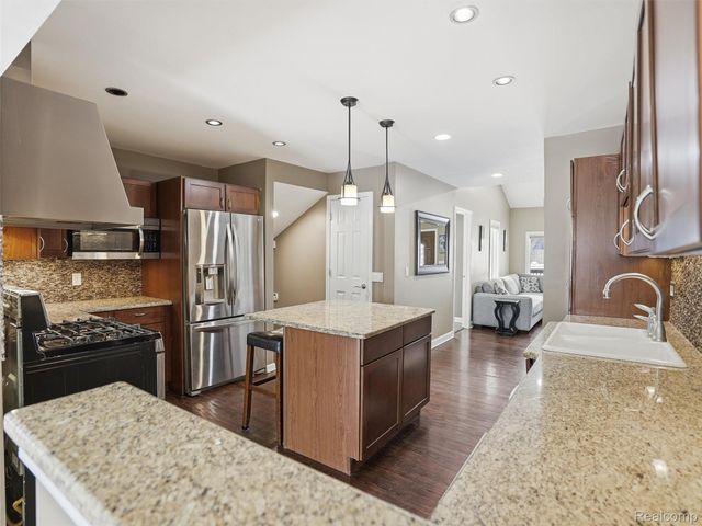 58106 Delmar, Washington Township, MI 48094