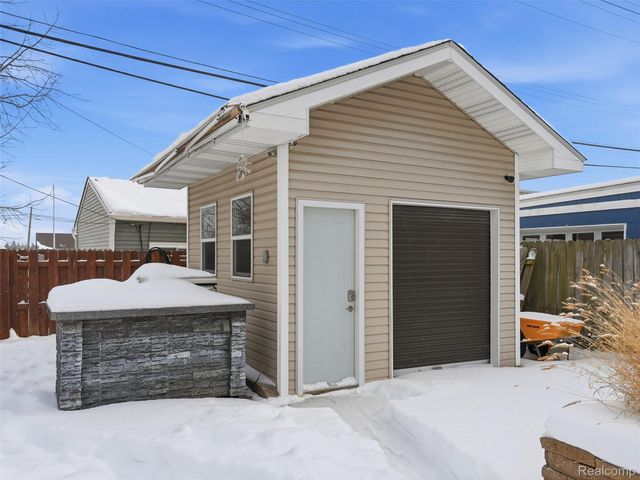 58106 Delmar, Washington Township, MI 48094