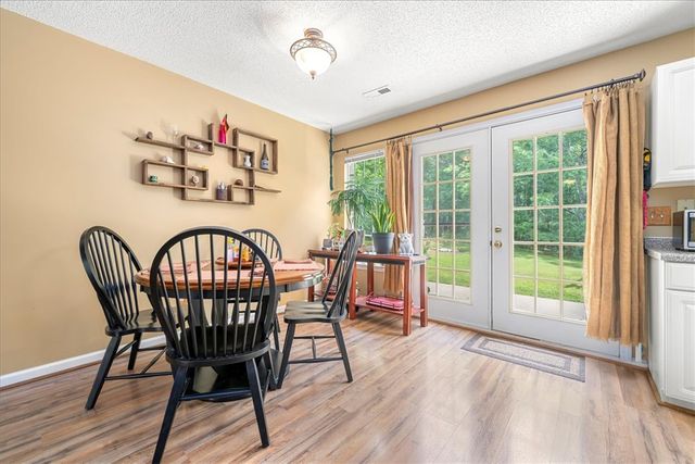 405 Whispering Lane, Seneca, SC 29672