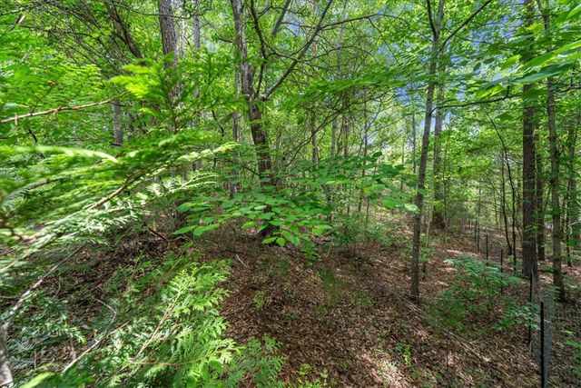 405 Whispering Lane, Seneca, SC 29672