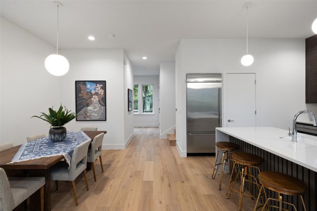 900 S 2nd ST 20, Austin, TX 78704