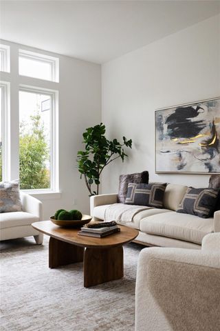 900 S 2nd ST 20, Austin, TX 78704