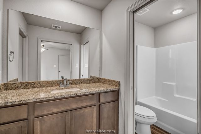 1641 Lucky Street, Bryan, TX 77803