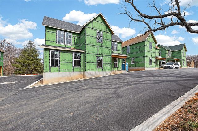 2754 E Black Walnut Circle, Fayetteville, AR 72701