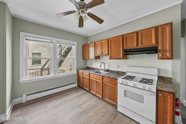 42 Cottage Place 2nd Flr, Long Branch, NJ 07740