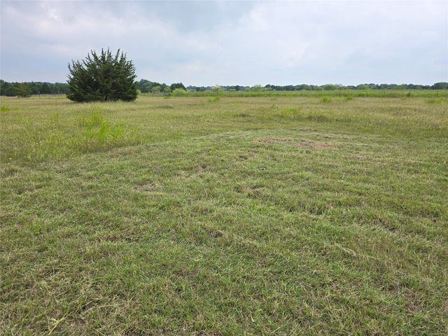 5250 County Road 304, Grandview, TX 76050