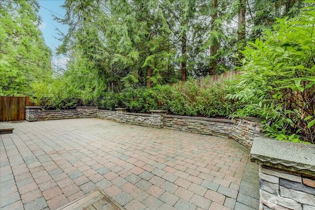 2462 172 Avenue NE, Redmond, WA 98052