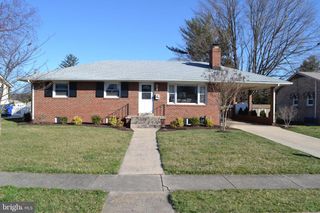 713 NORTHSIDE DR, Frederick, MD 21701