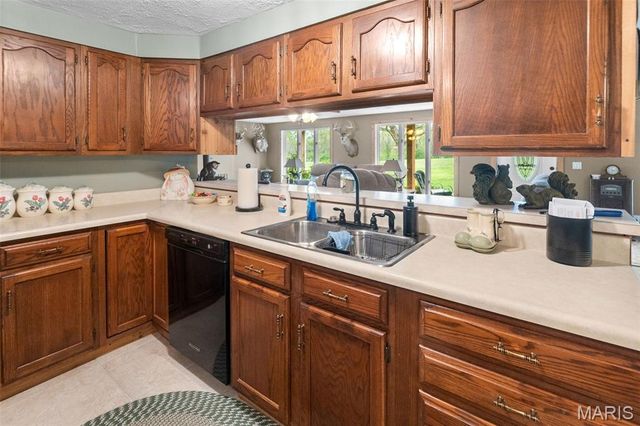 4837 Rocky Branch Road, Bethalto, IL 62010