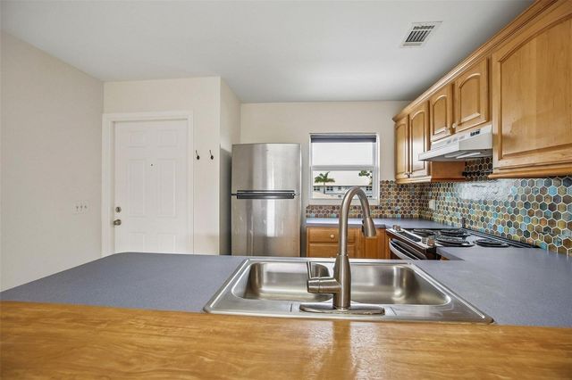 26485 RAMPART BOULEVARD A27, Punta Gorda, FL 33983